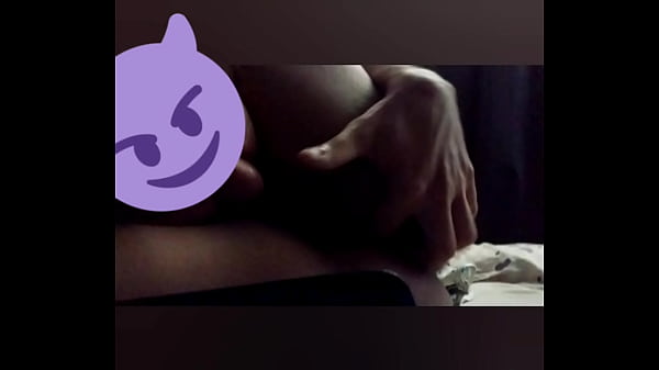 69 com minha esposa grávida chupando a bucetinha dela e colocando dedinho no seu cuzinho